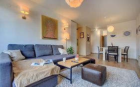 Spacious Home Office With Secure Garage In Sofia